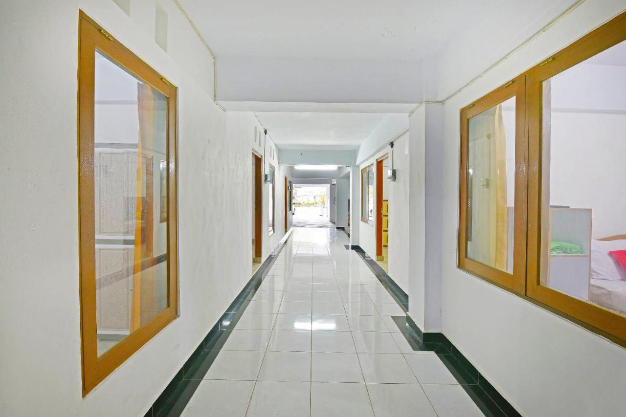 Oyo 90967 Soka Asri Guest House Darmasaba Kültér fotó