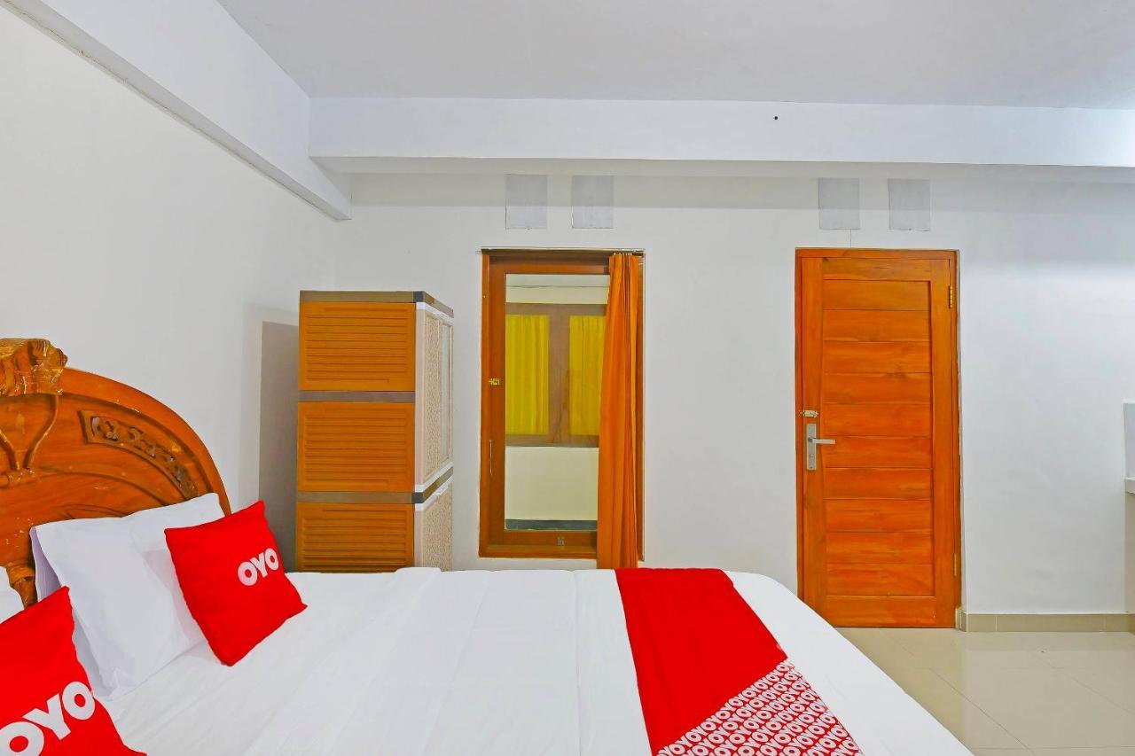 Oyo 90967 Soka Asri Guest House Darmasaba Kültér fotó